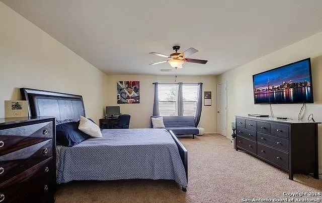 9418 Wolf Point — Photo 9