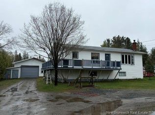2943 Middle River Rd, Bathurst, NB E2A6X9