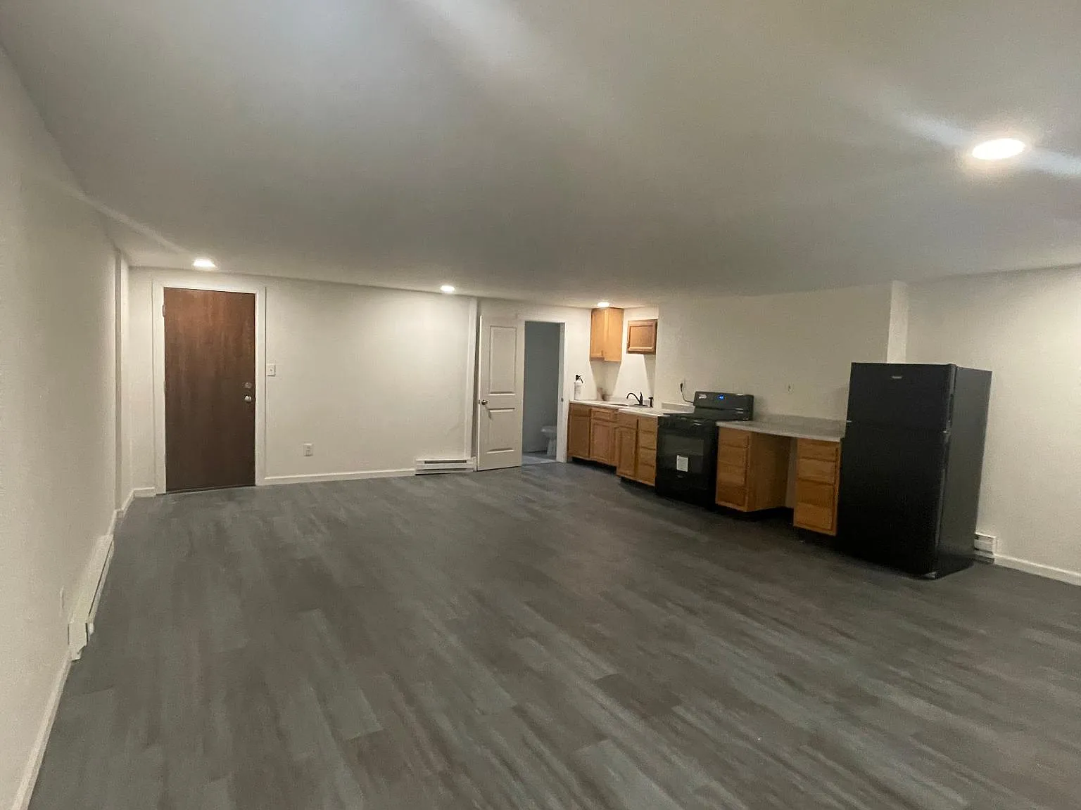 427 Central Ave — Photo 2