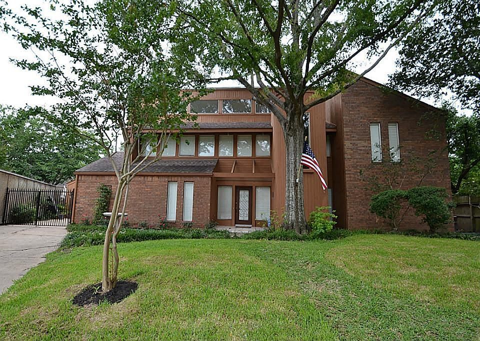1st image of 11607 Elm Estates Dr