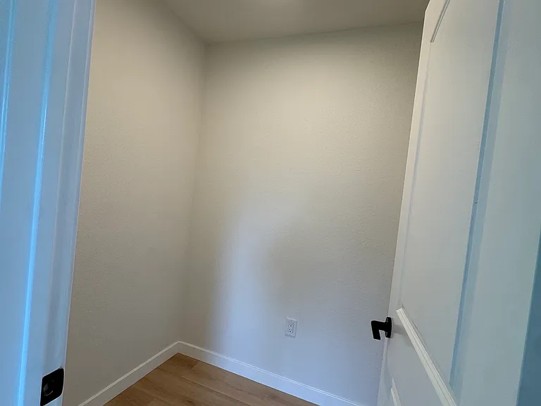 826 Juanita Dr #A — Photo 8