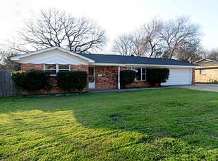 4713 Mackey Dr, North Richland Hills, TX 76180