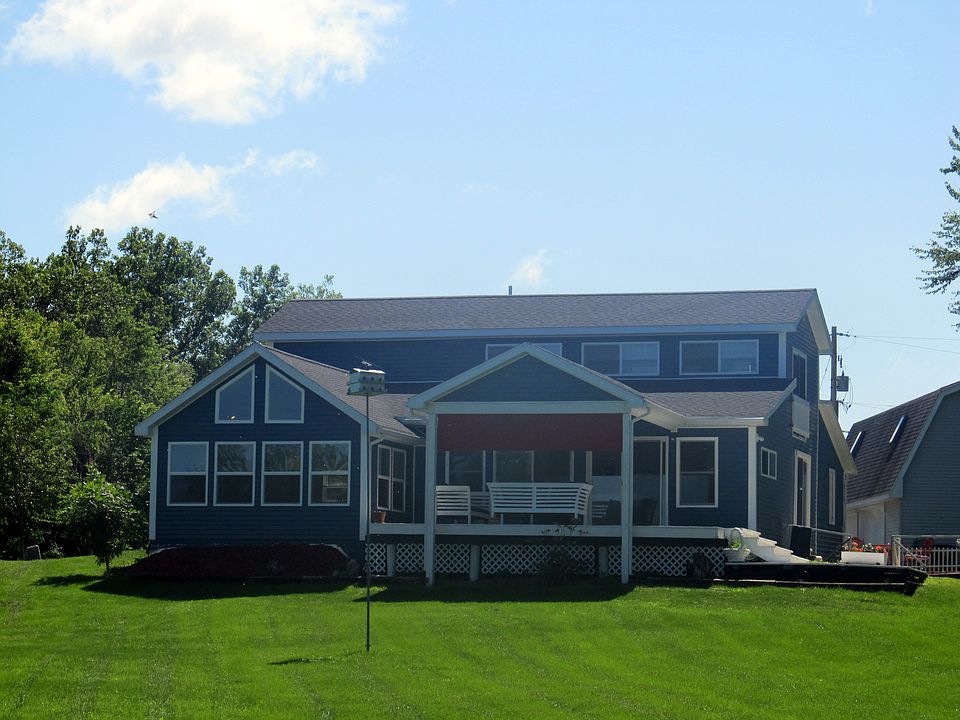 Lake Front Living