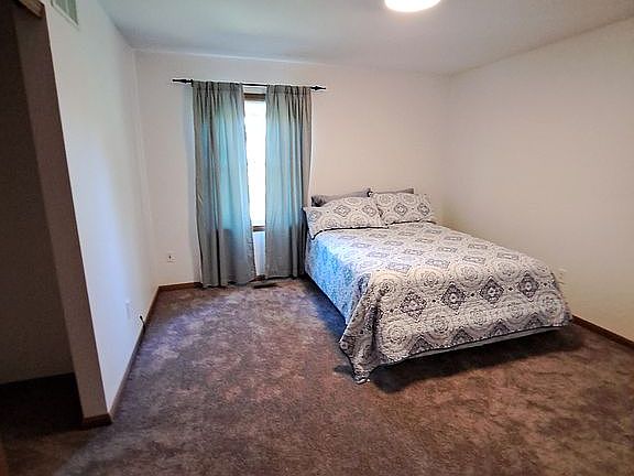5th image of 405 Clearview Ave
