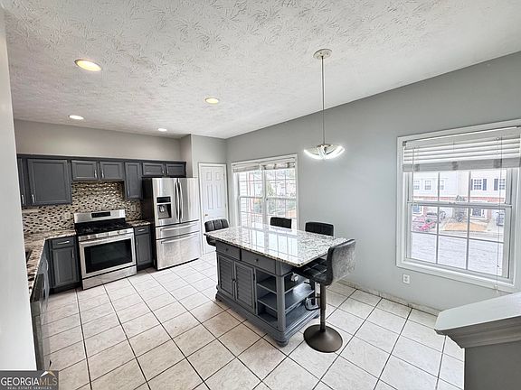 5th image of 3686 Lantern Walk Ln