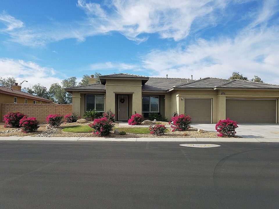 1st image of 80099 Peak Forest Dr