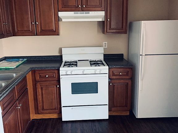 3rd image of 2203 Tabor Ct APT C