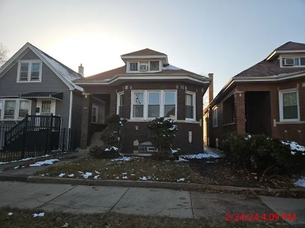 9048 S Racine Ave, Chicago, IL 60620