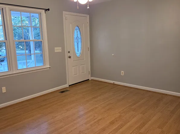 205 Shelby Ct, Fuquay Varina, NC 27526
