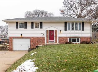 2908 S 136th St, Omaha, NE 68144