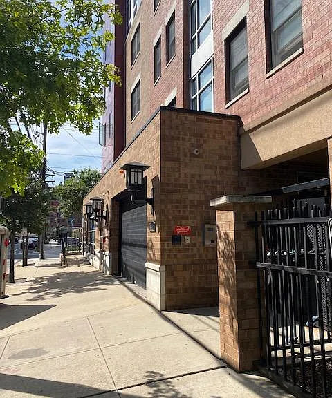650 2nd St #5K — Photo 25