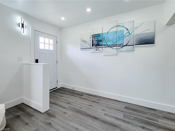 5th image of 5 Martha St