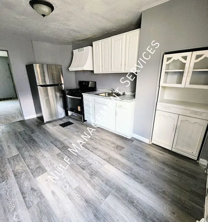 4207 Dunkeld Way