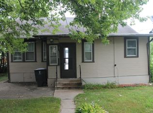 25320 W Chicago Ave, Ingleside, IL 60041
