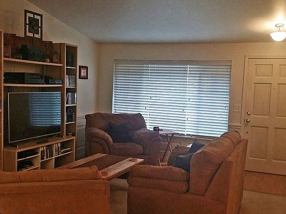 2nd image of 22308 NE 9th Dr