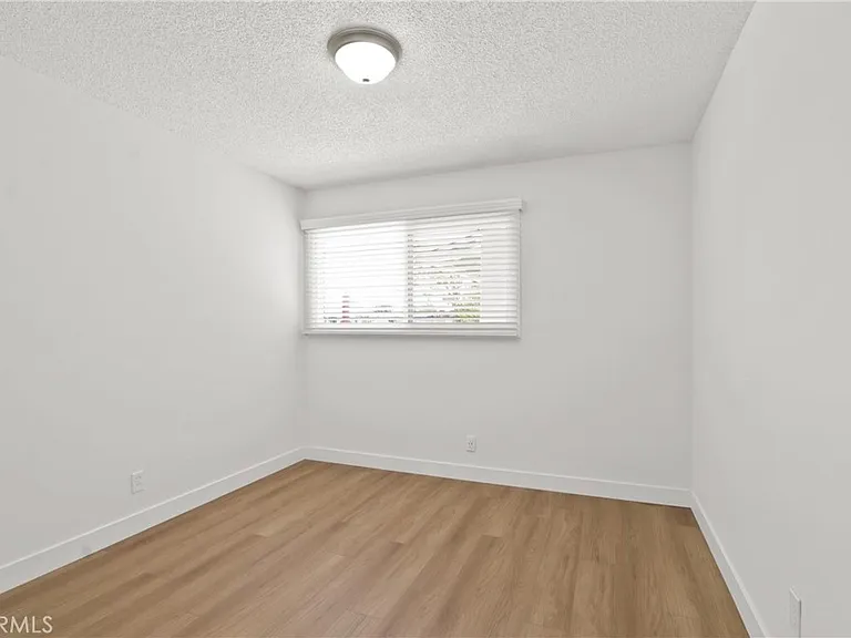 2113 W 180th Pl — Photo 15