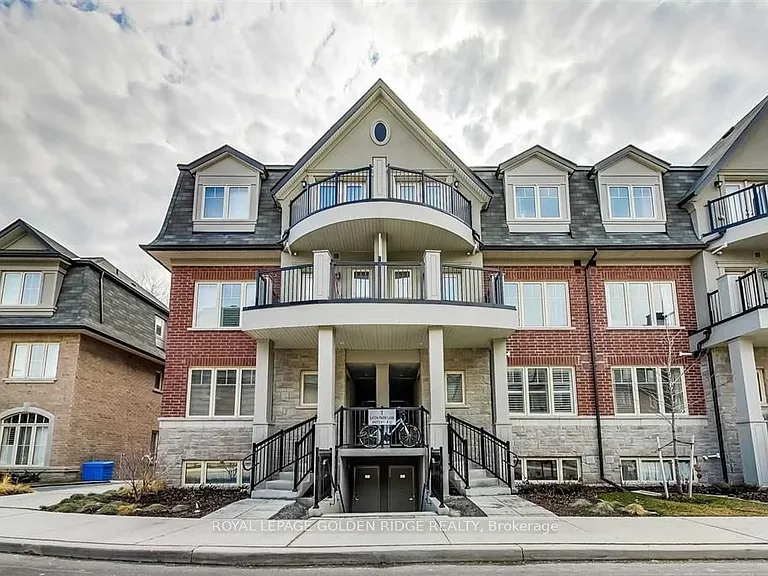 1 Eaton Park Ln #6 — Photo 1