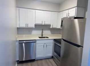 3216 W Deleon St #32, Tampa, FL 33609