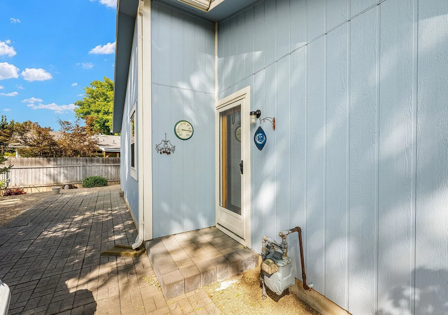 Available Now, 2bd/1b Townhome in SE Boise! — Photo 4