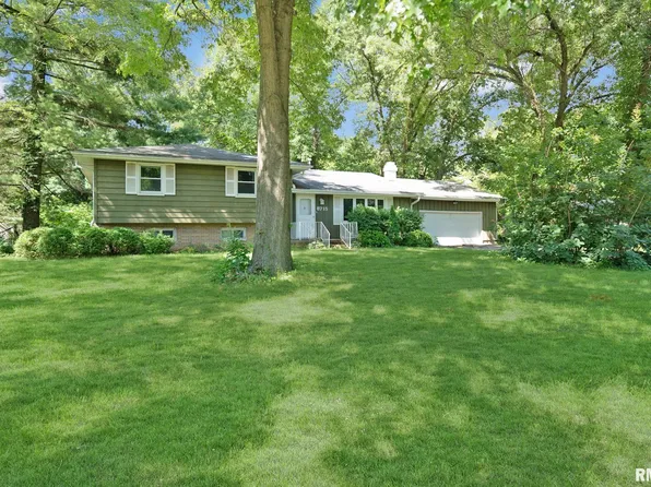 8715 N East Ct, Peoria, IL 61615