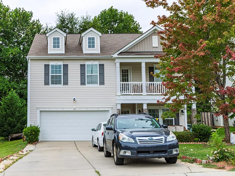 2922 Deep Cove Dr NW — Photo 1