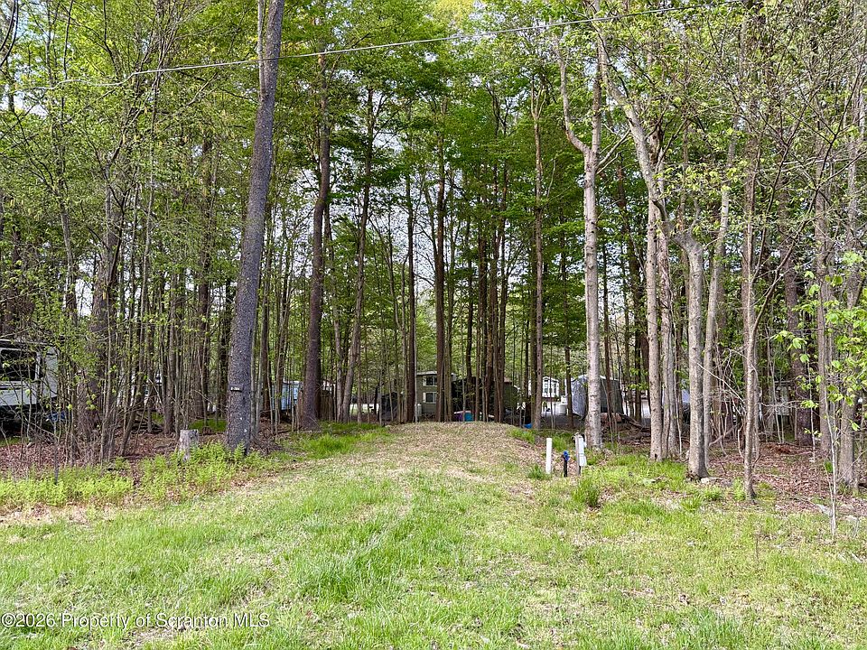 1st image of 784 Bluebird Dr