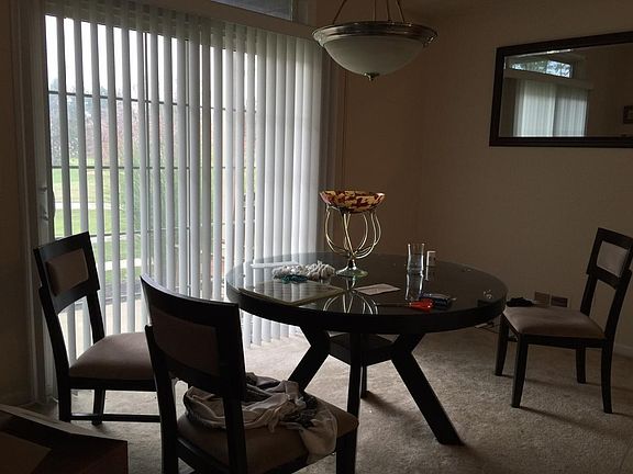 3rd image of 2030 Pinecroft Dr