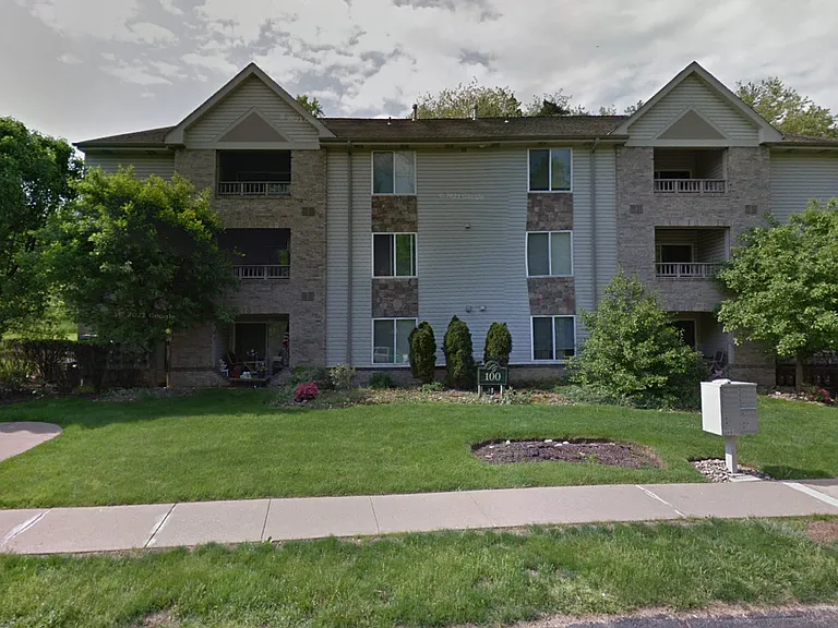 Lakemont Apartments — Photo 23