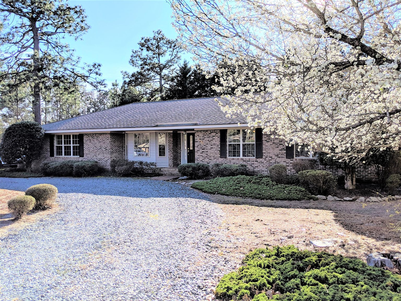 1265 Monticello Dr, Pinehurst, NC 28374 Zillow