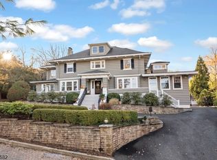 38 Afterglow Way, Montclair, NJ 07042