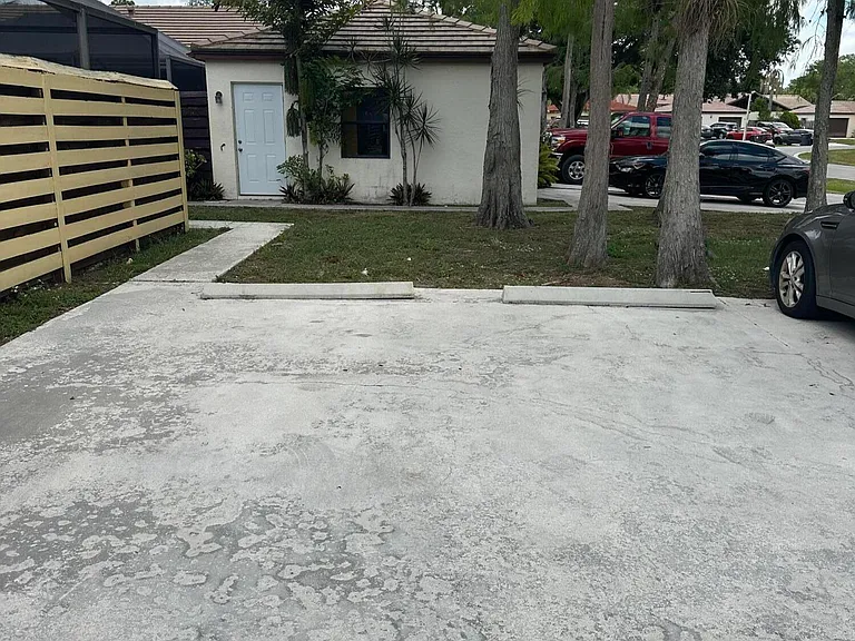 1255 Periwinkle Pl — Photo 16