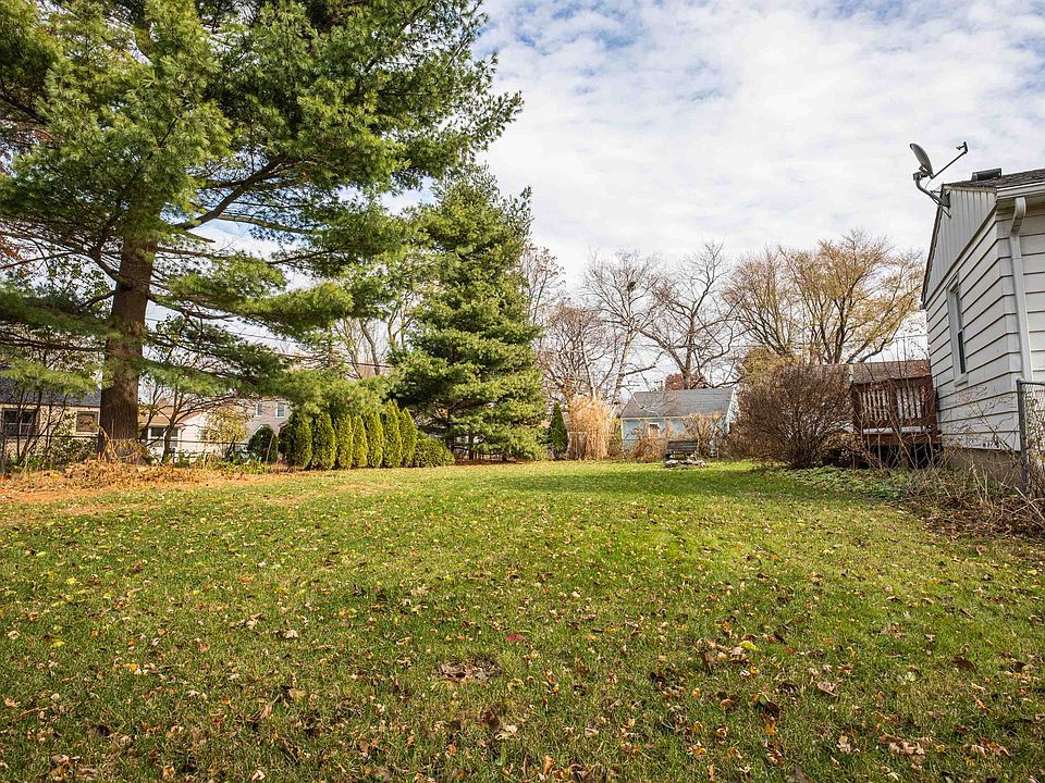 3808 Highcrest Rd, Rockford, IL 61107 Zillow