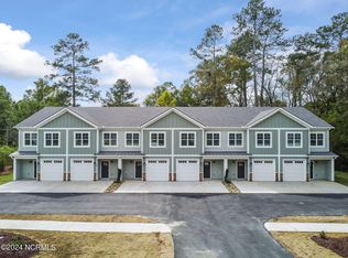 385 James St, Vass, NC 28394