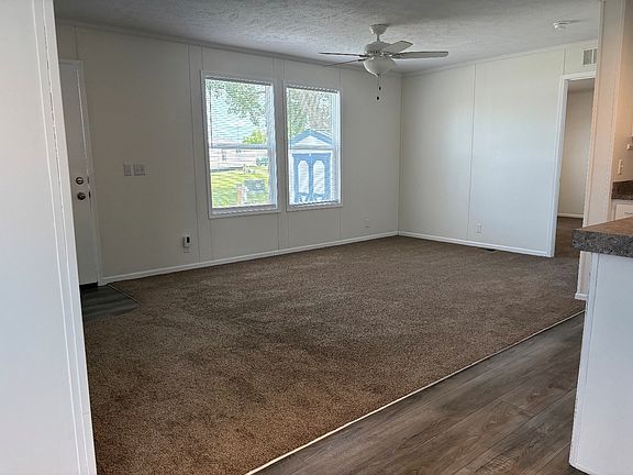 2nd image of 317 SE Autumn Park Dr
