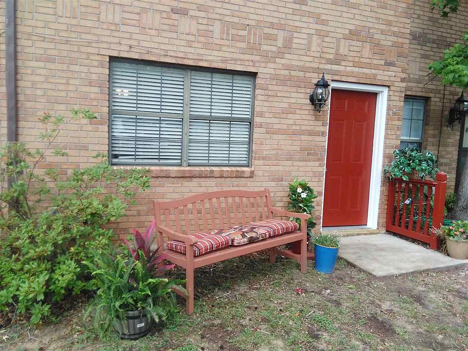 1st image of 536 Claremont Ct #A