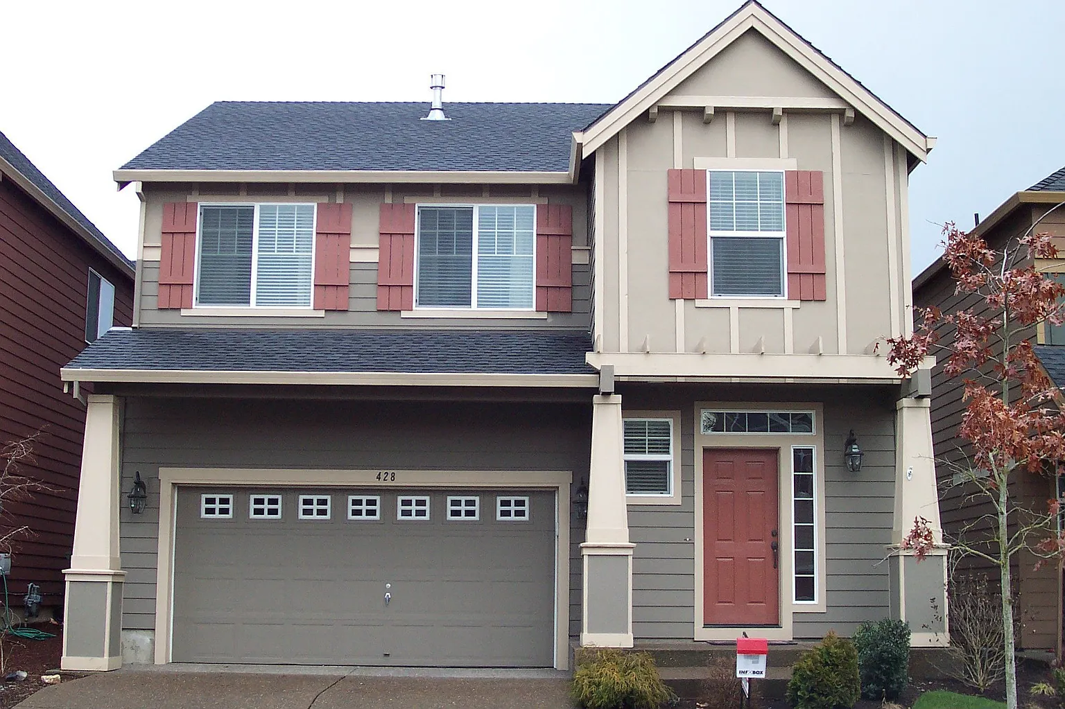 428 Oak Leaf photo 1