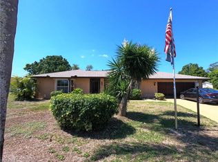 206 Tree Swallow Ct, Lehigh Acres, FL 33936