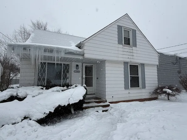 12310 Granger Rd, Garfield Hts, OH 44125