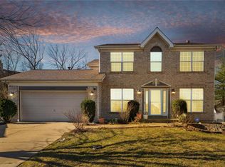 2511 Hickory Manor Dr, Ballwin, MO