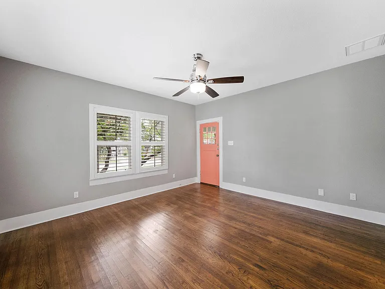 206 W High Ave — Photo 7
