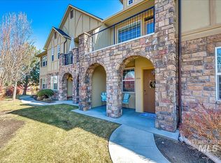 1152 E Winding Crk, Eagle, ID 83616