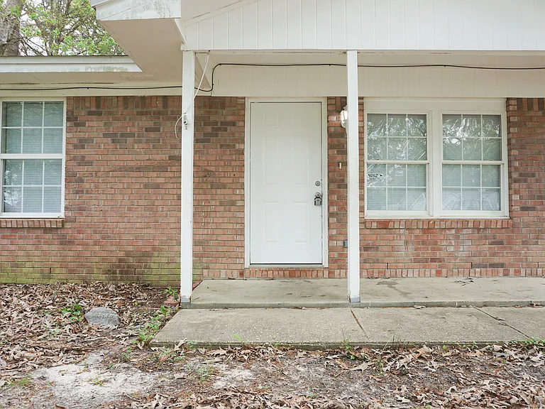 6115 Willow Ln N — Photo 12