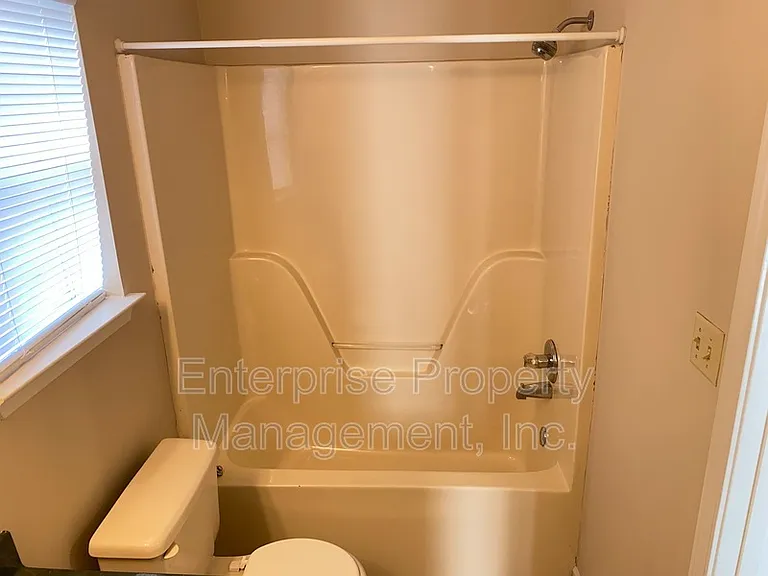 3794 Walden Meadow Dr — Photo 24