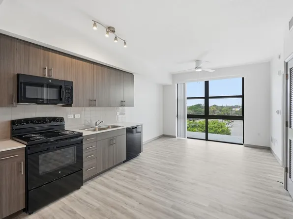 Brownsville Transit Village V, 5115 NW 29th Ave #B1552fd2a, Miami, FL 33142