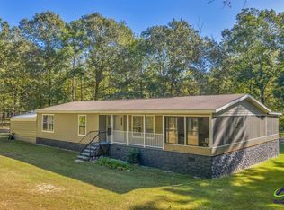 81 Peach Blossom Rd, Pineview, GA 31071