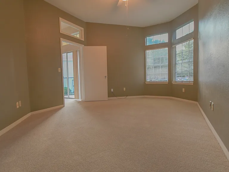 7270 Westpointe Blvd #920 — Photo 37