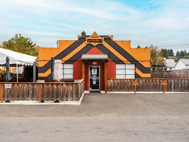 Ridgefield Craft Brewing Taphouse