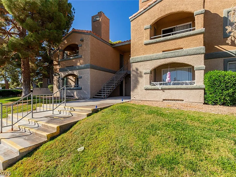 221 Mission Catalina Ln #101 — Photo 4