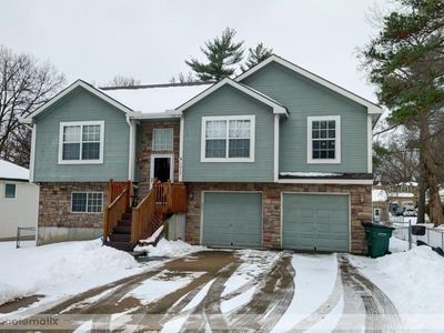 1017 Pawnee St, Leavenworth, KS, 66048
