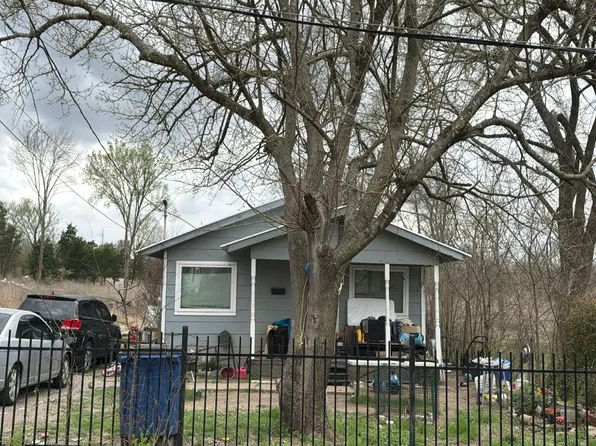 5703 Bon Aire Dr, Dallas, TX 75241